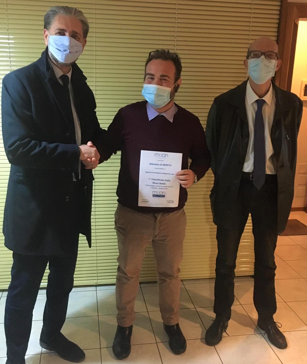 Consegna Premio-Allegrone Immobiliare