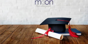 laurea_moon